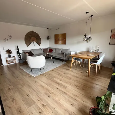 Beliggende A-oase Med Gratis Parkering I C Apartmán *